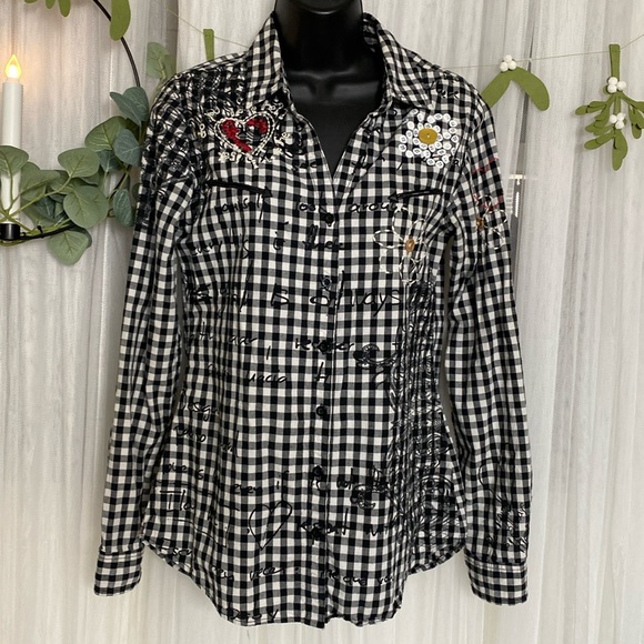 Desigual plaid black/white embroidery details, roll tap sleeves Size M - Picture 1 of 17